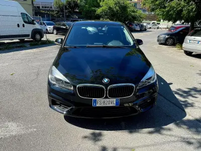 Usado BMW 218 Comfort Edition 150 HP (110 kW) 2018 Preto Carrinha
