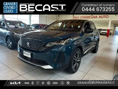 Begagnad Peugeot 3008 Allure 150 HK (110 kW) 2024 Blå SUV