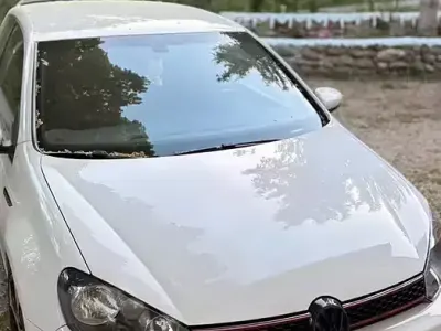 Usata VW Golf VI GTI 210 CV (154 kW) 2011 Bianco Utilitaria