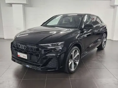 Nuova Audi Q8 S-Line 286 CV (210 kW) 2026 Nero mito metallizzato SUV