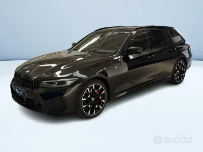 Usata BMW 330 M Sport 286 CV (210 kW) 2025 Nero Station wagon