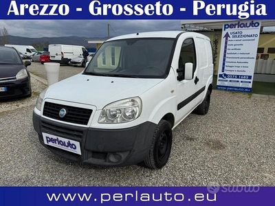 Begagnad Fiat Doblò 103 HK (75 kW) 2007 Vit Minibuss
