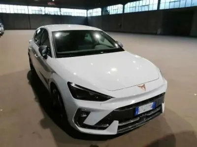 Usata Cupra Leon 150 CV (110 kW) 2025 Bianco Berlina