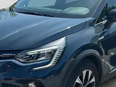 Usata Renault Captur Intens 101 CV (74 kW) 2023 Blu SUV