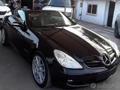 Usata Mercedes SLK200 163 CV (119 kW) 2007 Nero Cabrio