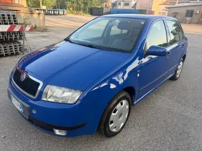 Usata Skoda Fabia Style 67 CV (49 kW) 2002 Blu