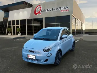 Usata Fiat 500e Opening Edition 42 kW (58 CV) 2020 Blu Cabrio