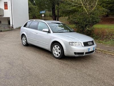 Usata Audi A4 131 CV (96 kW) 2004 Grigio Station wagon