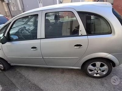 Occasion Opel Meriva 2005 Gris Monospace