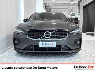 Usata Volvo V60 Inscription 190 CV (139 kW) 2020 Grigio Station wagon