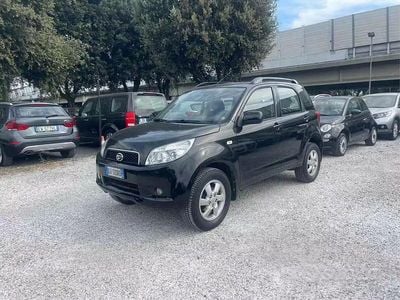 Usata Daihatsu Terios 105 CV (77 kW) 2007 Nero SUV