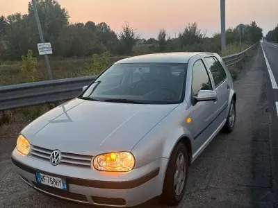 Usata VW Golf III 75 CV (55 kW) 1999 Grigio Berlina