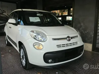 Usata Fiat 500L Lounge 80 CV (58 kW) 2014 Bianco Monovolume