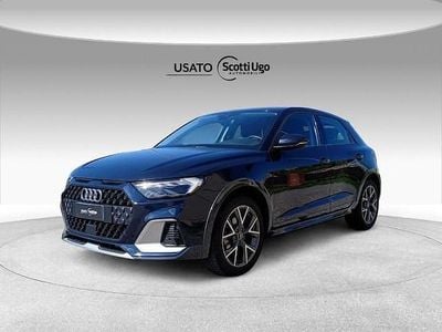 Usata Audi A1 Admired 110 CV (80 kW) 2021 5u blu firmamento metallizzato SUV