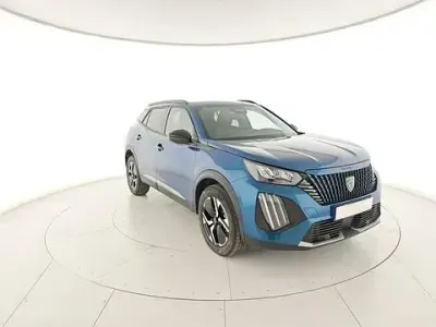 Usata Peugeot 2008 Allure 101 CV (74 kW) 2025 Blu SUV