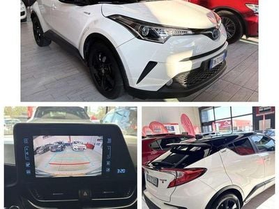 Usata Toyota C-HR 98 CV (72 kW) 2018 Bicolore bianco e nero SUV