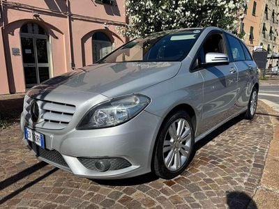 Mercedes B180