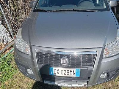 Usata Fiat Sedici Emotion 107 CV (78 kW) 2009 Argento SUV