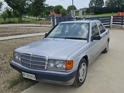 Usata Mercedes 190 109 CV (80 kW) 1994 Berlina