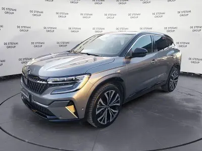 Usata Renault Austral Iconic 199 CV (146 kW) 2023 Grigio SUV