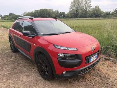 Usata Citroën C4 111 CV (81 kW) 2017 Rosso SUV