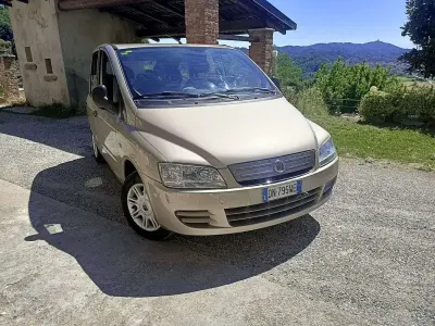 Usata Fiat Multipla 103 CV (75 kW) 2002 Monovolume