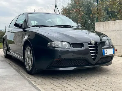 Usata Alfa Romeo 147 GTA 250 CV (183 kW) 2003 Nero Utilitaria