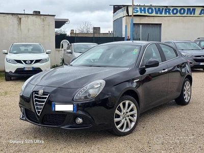 Usata Alfa Romeo Giulietta Distinctive 120 CV (88 kW) 2015 Nero Utilitaria