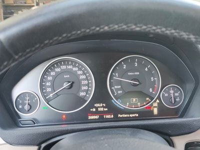 Usata BMW 318 150 CV (110 kW) 2016 Nero Station wagon