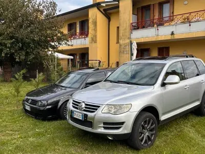 Usata VW Touareg 240 CV (176 kW) 2008 Grigio SUV