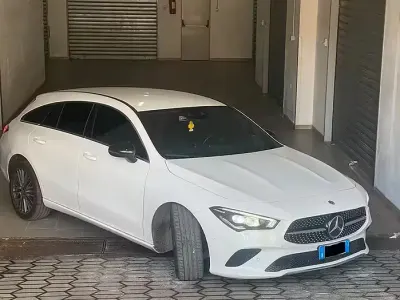 Usata Mercedes CLA200 150 CV (110 kW) 2020 Bianco Station wagon