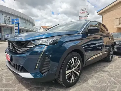 Begagnad Peugeot 3008 Allure 131 HK (96 kW) 2022 Blå SUV