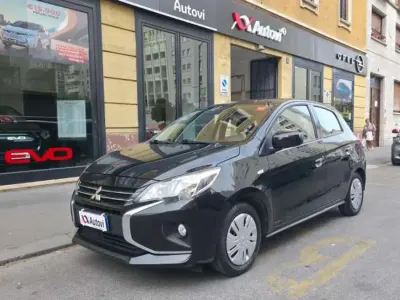 Usata Mitsubishi Space Star 71 CV (52 kW) 2021 Nero Utilitaria