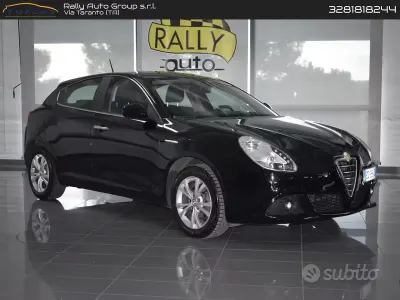 Usata Alfa Romeo Giulietta Business 118 CV (86 kW) 2013 Nero Utilitaria