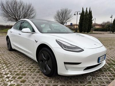 Bianco Usata 2019 Tesla Model 3 Long Range AWD Berlina | 20.800 € (Buon prezzo)