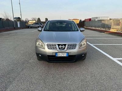 Usata Nissan Qashqai Tekna 110 CV (80 kW) 2007 Argento SUV