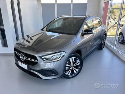 Occasion Mercedes GLA200 150 ch (110 kW) 2022 Gris SUV