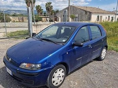 Usata Fiat Punto 80 CV (58 kW) 2004 Blu Utilitaria