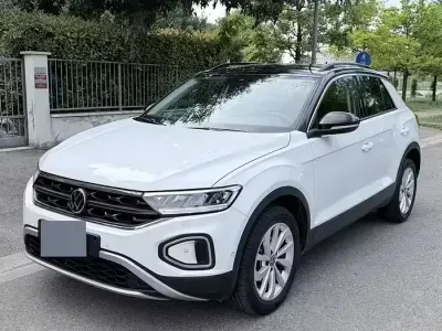Usata VW T-Roc Edition 116 CV (85 kW) 2024 Bianco SUV