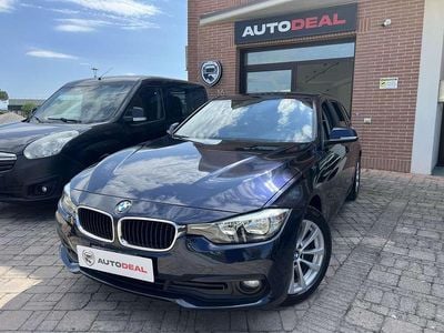 Usata BMW 320 Advantage 190 CV (139 kW) 2017 Blu/azzurro Station wagon