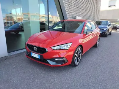 Usata Seat Leon FR 150 CV (110 kW) 2022 Rosso Berlina