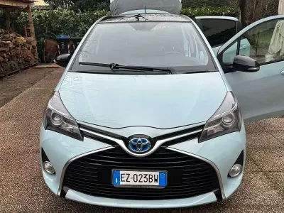 Usata Toyota Yaris Hybrid