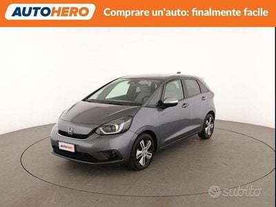 Usata Honda Jazz Executive 109 CV (80 kW) 2022 Grigio Utilitaria
