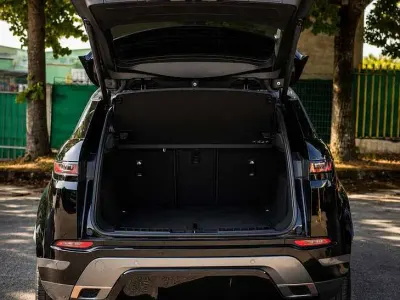 Usata Land Rover Range Rover evoque R-Dynamic 163 CV (119 kW) 2023 Nero SUV