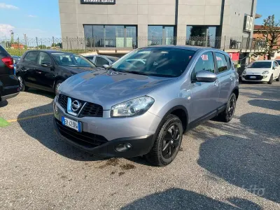 Usata Nissan Qashqai Tekna 110 CV (80 kW) 2013 Grigio SUV
