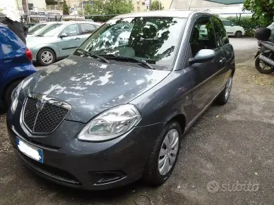 Usata Lancia Ypsilon 60 CV (44 kW) 2009 Grigio Utilitaria