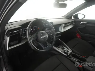 Usata Audi A3 Business 116 CV (85 kW) 2021 Grigio Berlina