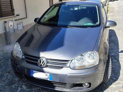 Usata VW Golf IV Sportline 140 CV (102 kW) 2005 Grigio Berlina