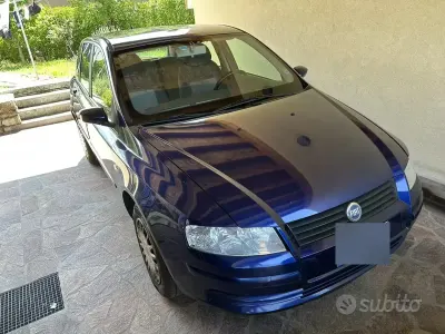 Usata Fiat Stilo 95 CV (69 kW) 2005 Blu Berlina