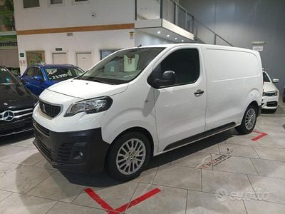 Usata Peugeot Expert Premium 115 CV (84 kW) 2019 Bianco Furgone